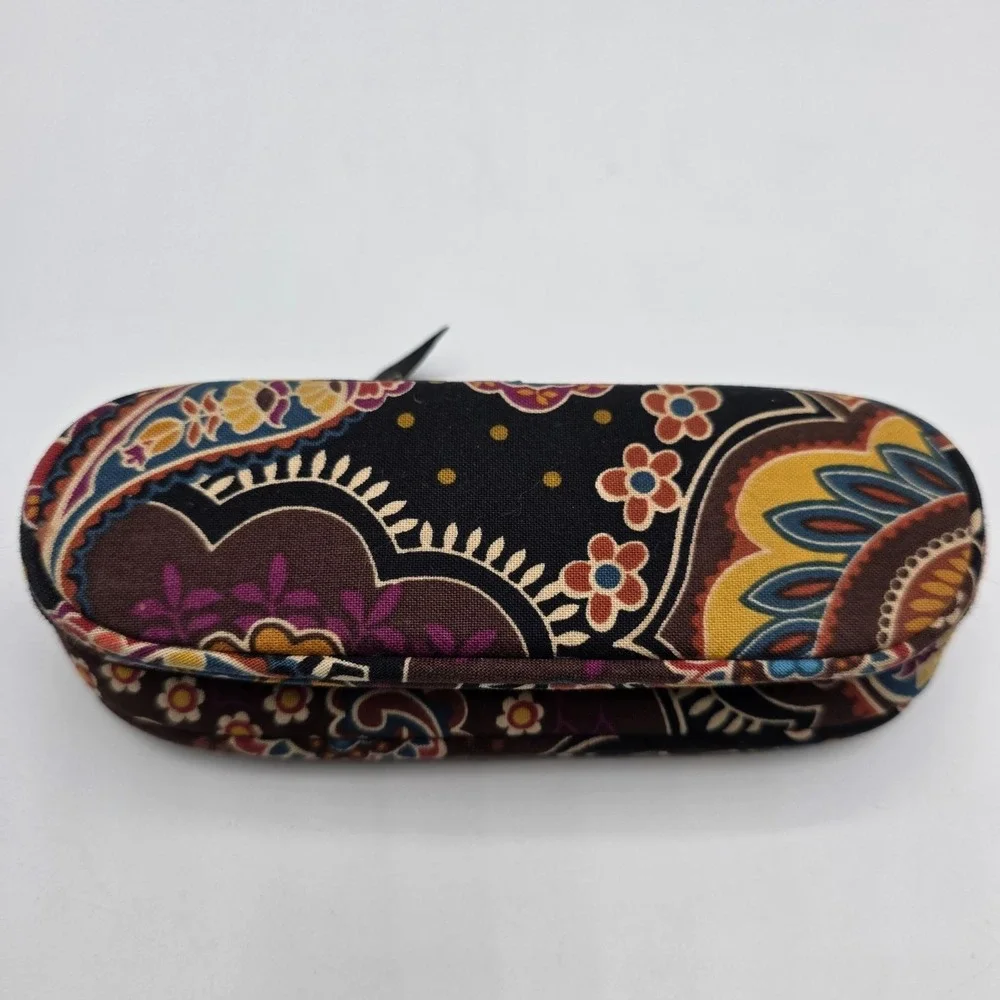 Vera Bradley Hard Eyeglass Case Paisley Pattern Zipper Closure Designer Luxury‎
